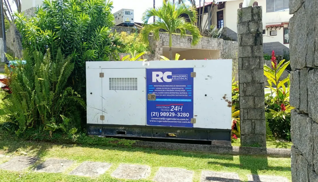 Gerador de locação da RC instalado em área externa